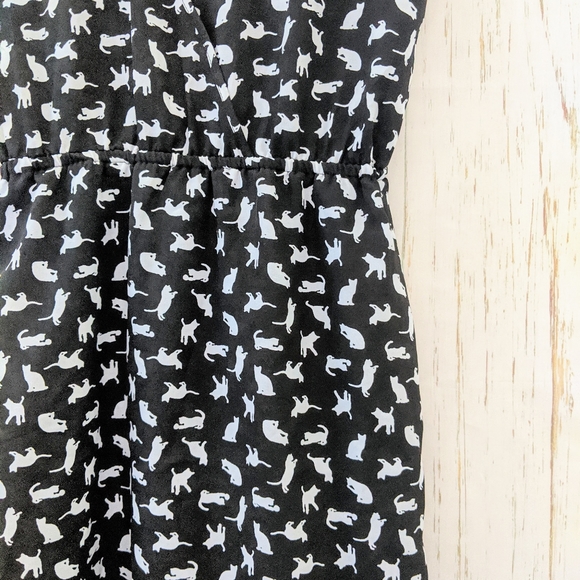 3/$20 Forever 21 Black White Cat Print Lace Dress - Picture 13 of 13